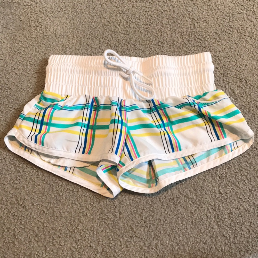Surf shorts